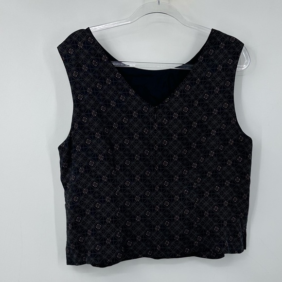 Tommy Bahama Silk 2 Piece Outfit Black Gray V Neck Sleeveless Top Pants - Picture 2 of 10